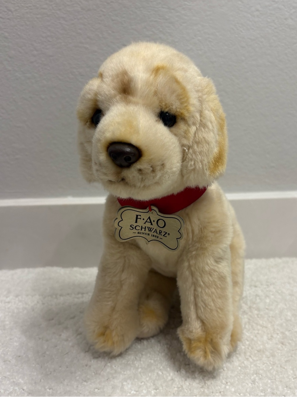 FAO Schwarz Golden Labrador Retriever Puppy Dog Toy Plush Ultra Soft Snuggly